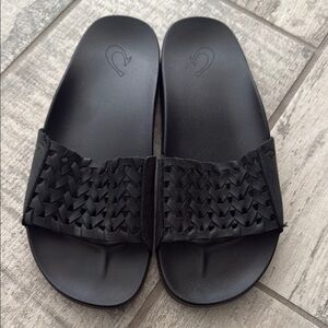 Black Woven OluKai Slide Sandals
